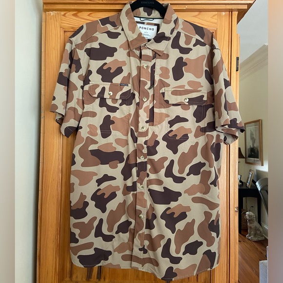 Poncho Camo Men's Casual Button Down Shirt - Picture 1 of 4